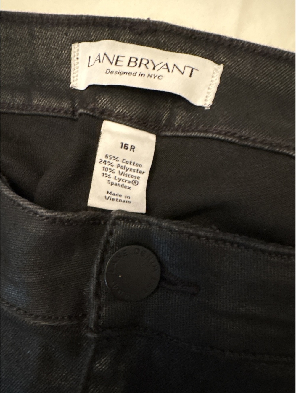 Lane Bryant Super Stretch cropped ruffle jeans 16R